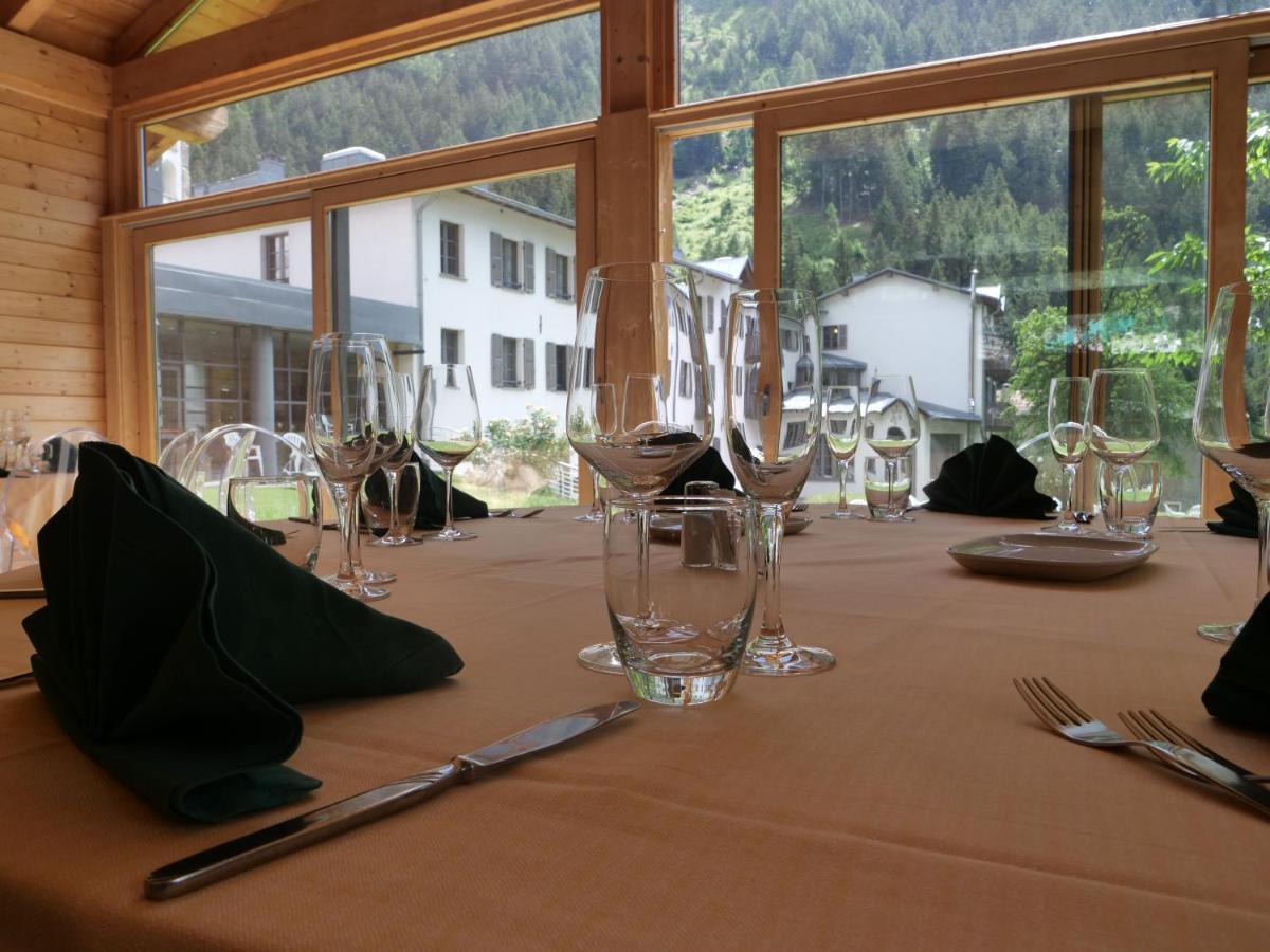 Hotel Cepina Albergo Incantato Valdisotto Exteriör bild