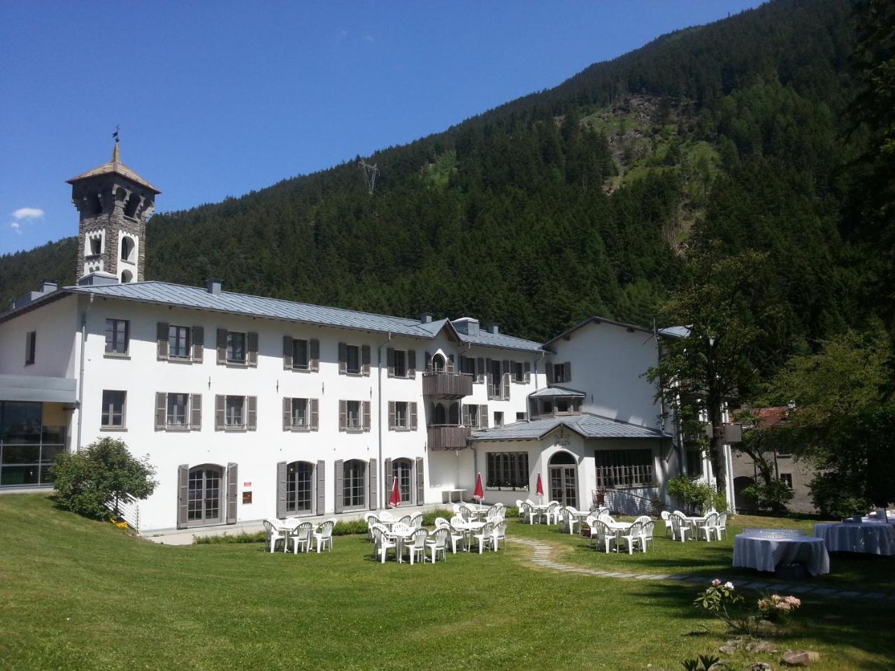 Hotel Cepina Albergo Incantato Valdisotto Exteriör bild